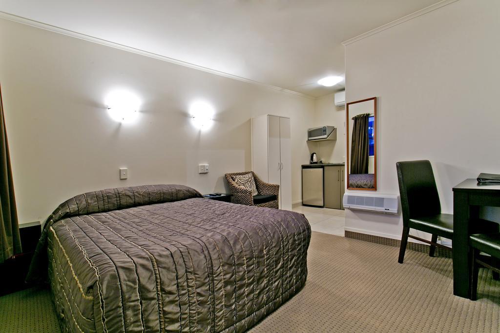 Ballinor Motor Inn Хамилтън Екстериор снимка