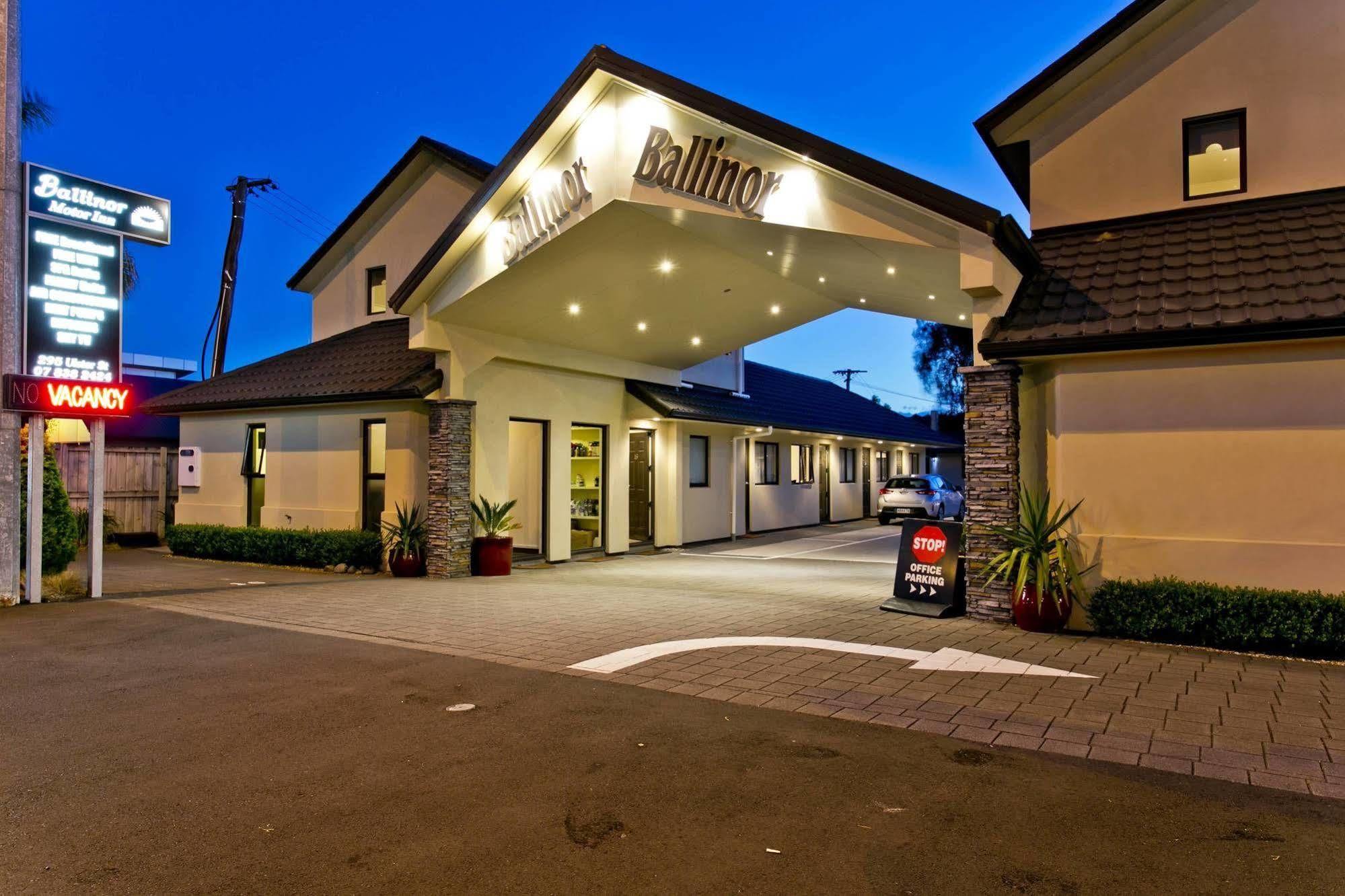 Ballinor Motor Inn Хамилтън Екстериор снимка