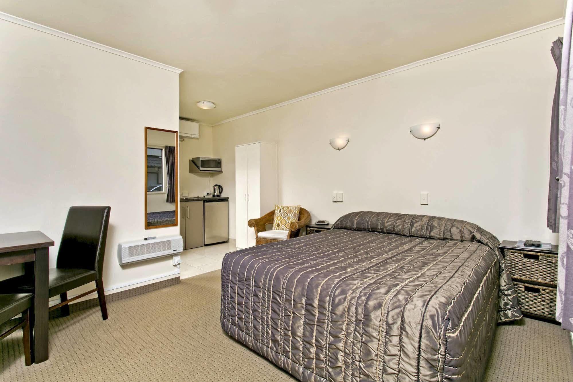 Ballinor Motor Inn Хамилтън Екстериор снимка